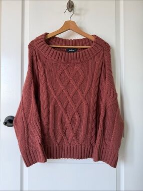 Vici Women's Cable-Knit Crew Neck Sweater in Rusty Rose